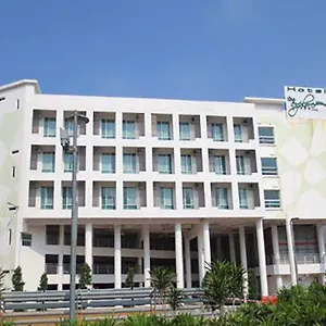 The Explorer 3* Malacca